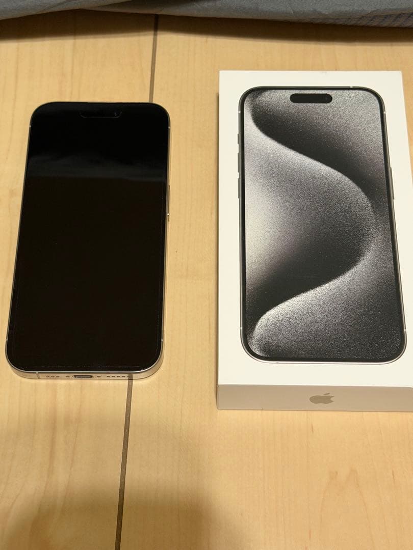 【即購入可】Apple iPhone 15 Pro 256GBホワイトチタニウム