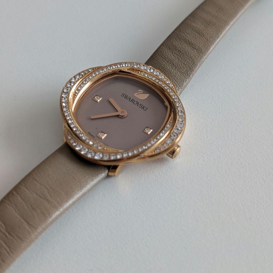Swarovski 人気時計 レディース　ゴールド