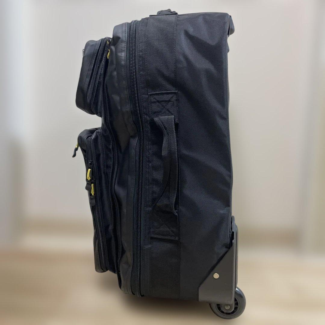 ATHLETA キャリーバッグ　スーツケースキャリーケース　小型