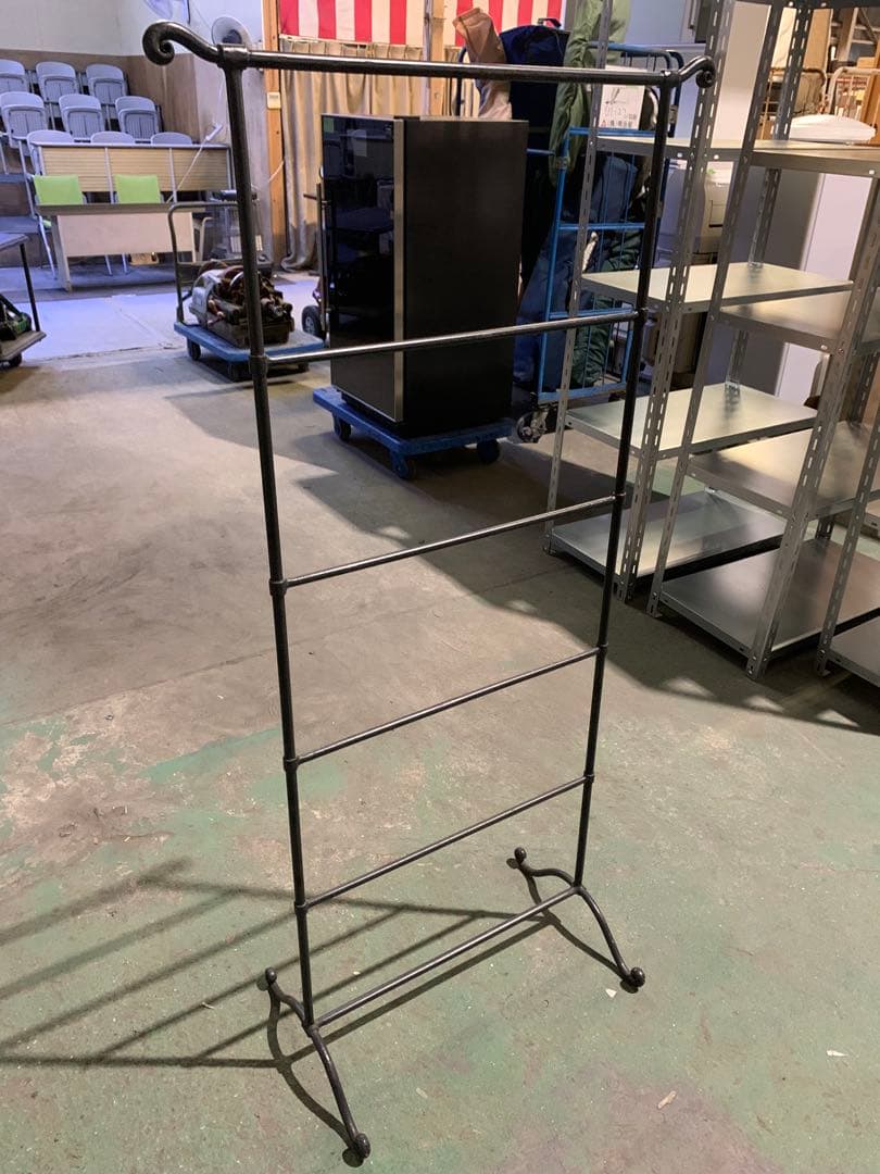 ハンガーラック　アイアン　ビンテージ　レトロ　福岡市引き取り可　 店舗　什器