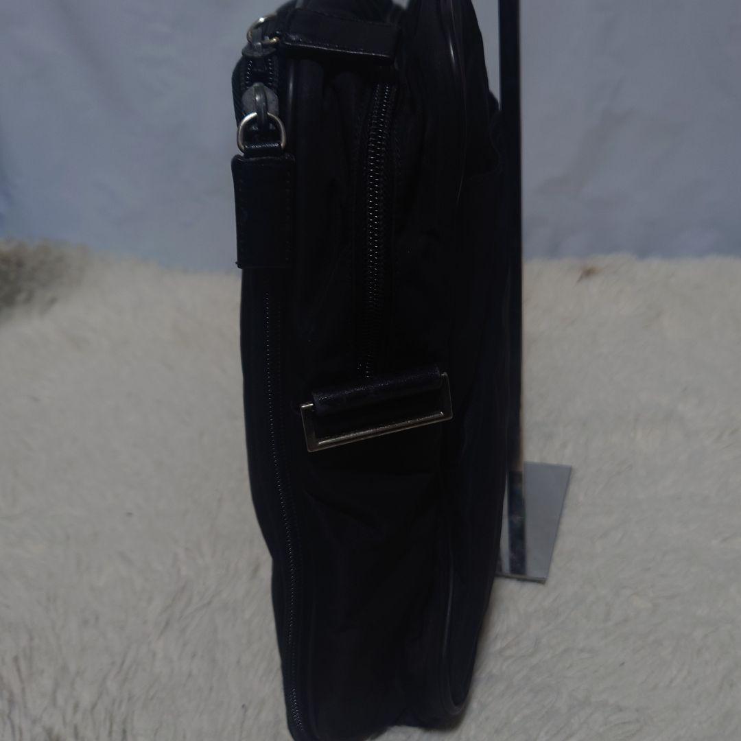 【希少】プラダ ビジネスバッグ ブリーフケース ナイロン 三角ロゴプレート