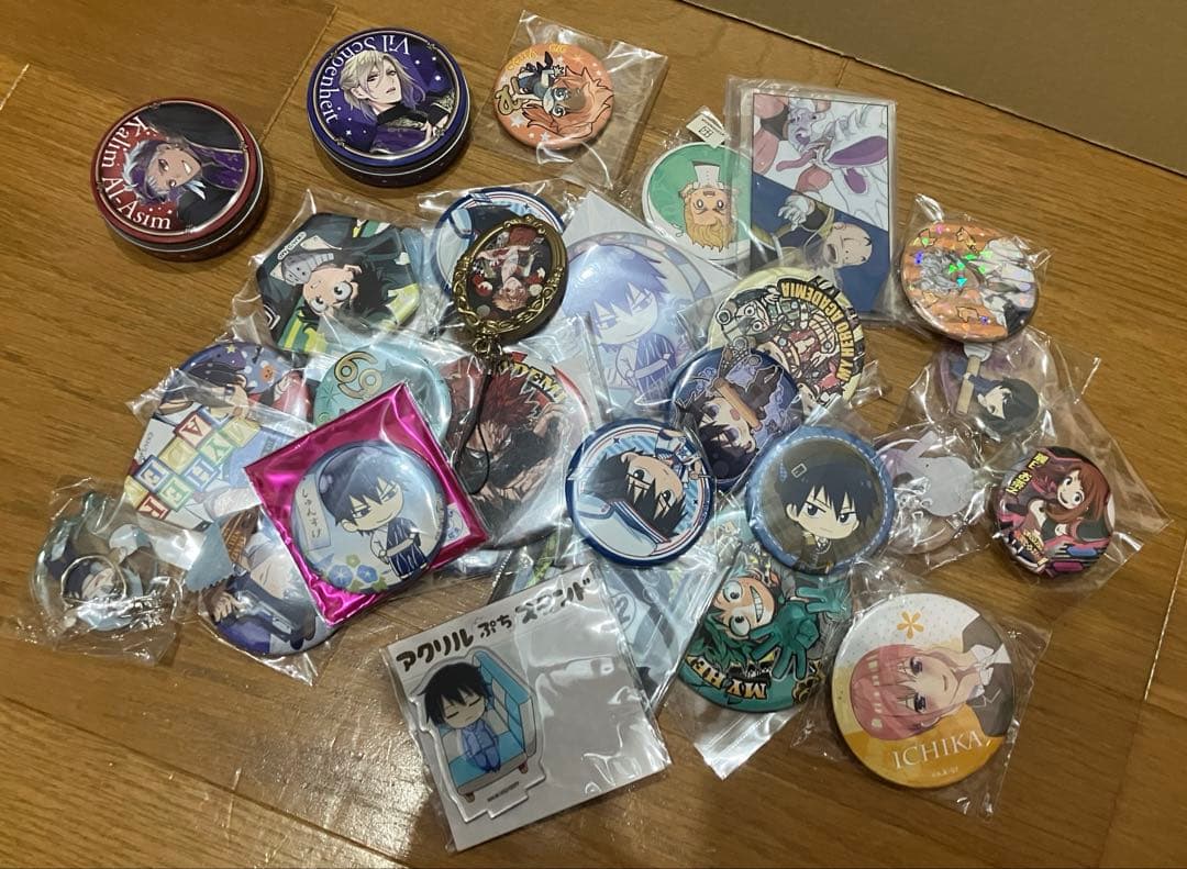 アニメグッズ 大量 まとめ売り 呪術廻戦 ドラゴンボール ツイステ 鬼滅の刃など