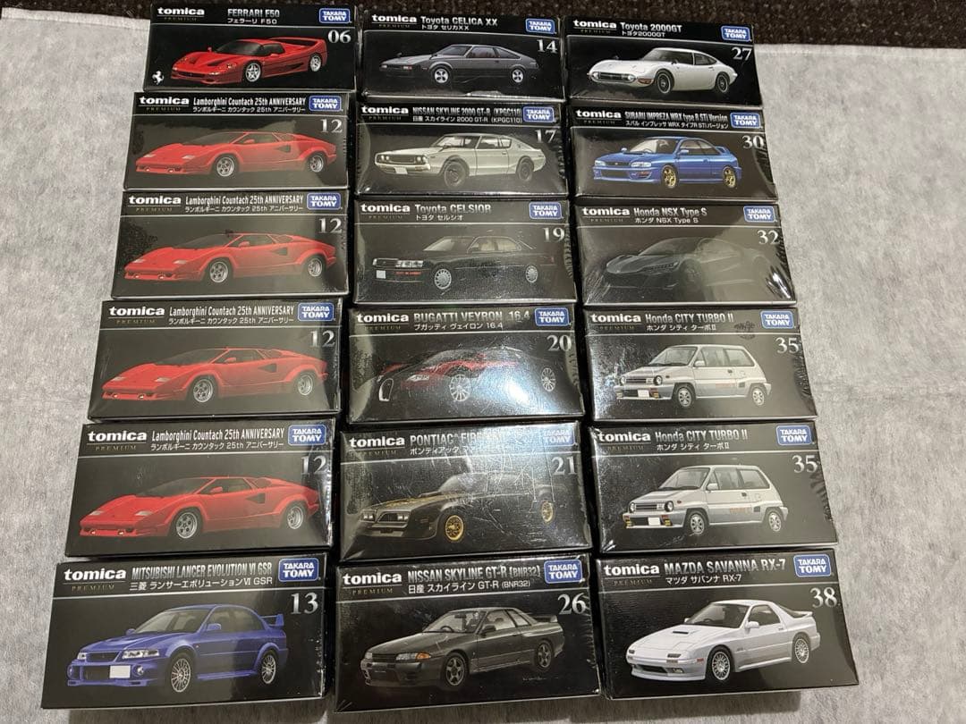 なな　トミカプレミアム　まとめ売り　18台
