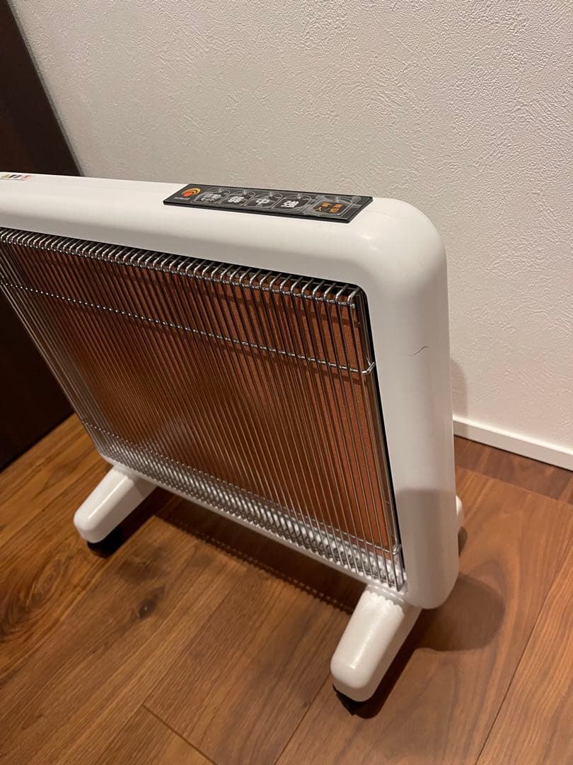 サンルミエ エクセラ7 N700L-GR 遠赤外線暖房器 ホワイト