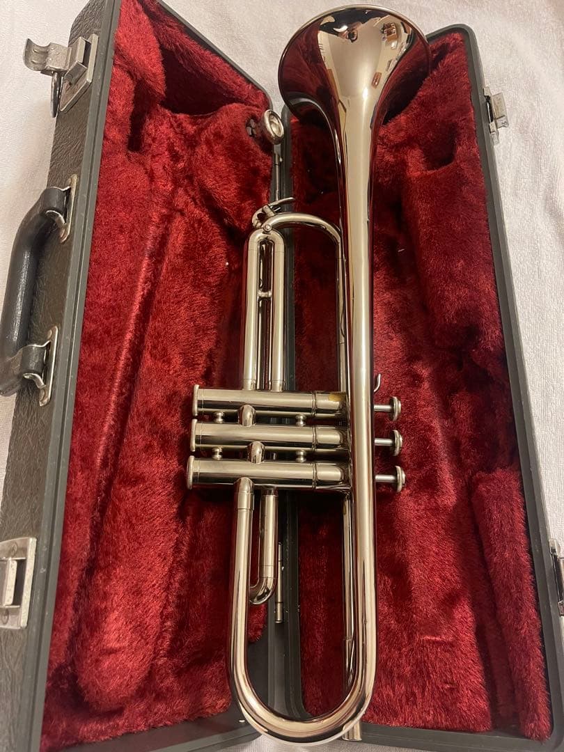 ヤマハ YTR135 トランペット シルバー ケース付き