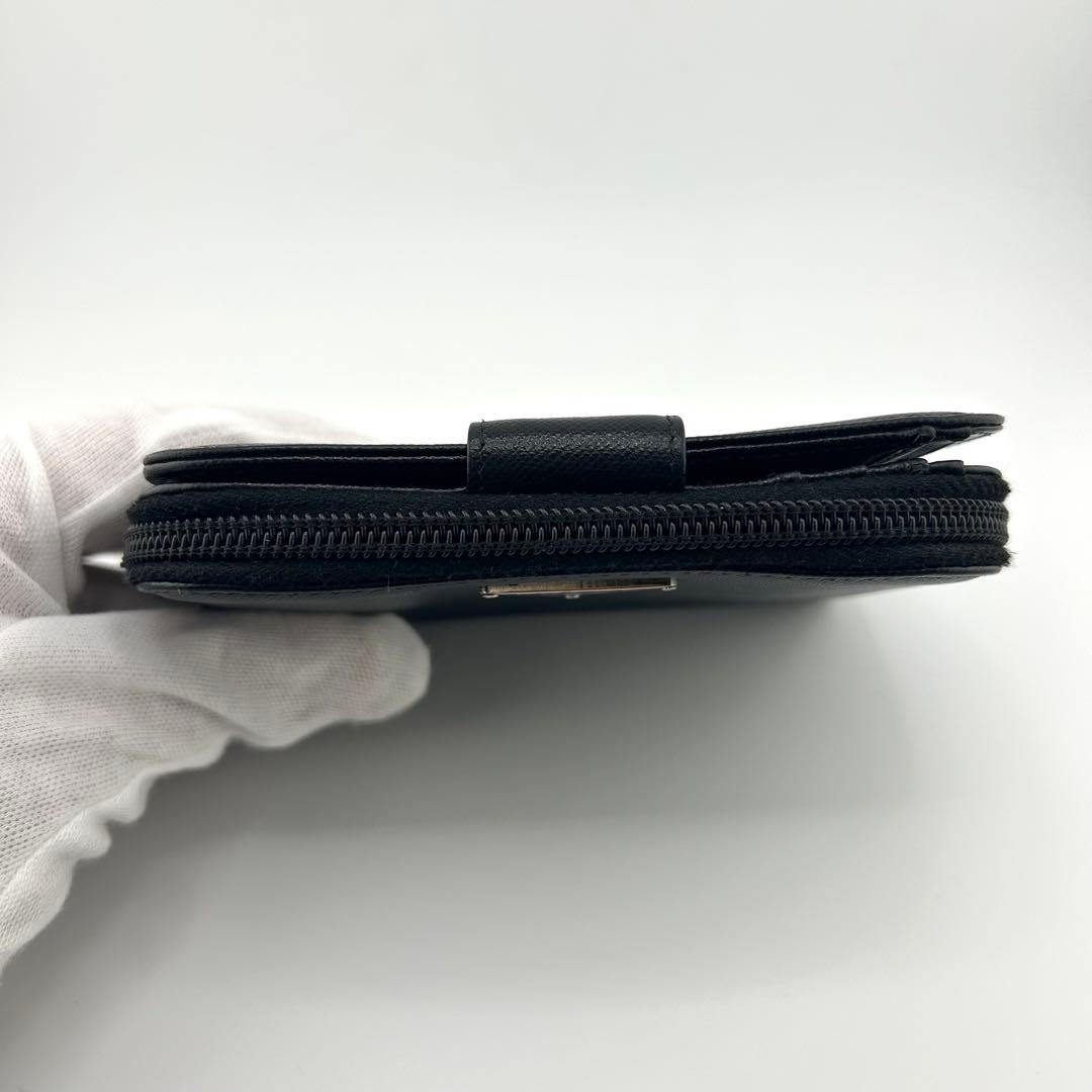 極上美品・保証書付　PRADA 二つ折り　三角プレート　サフィアーノ　ブラック
