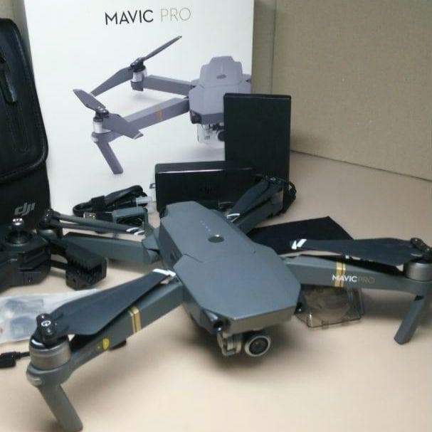 ドローン DJI Mavic Pro (バッグ付属)