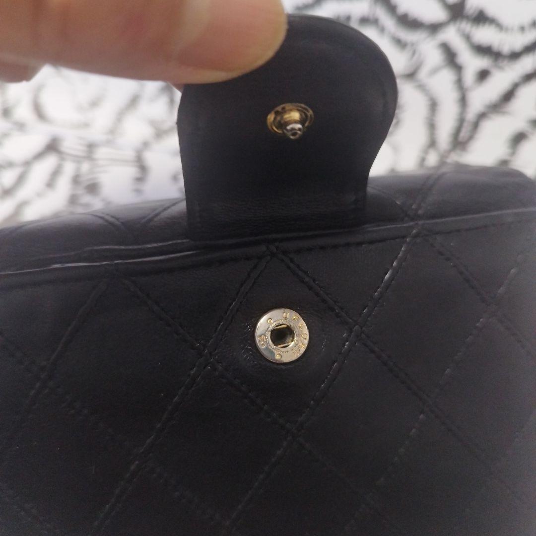 シャネルマトラッセピコローレ　ダブルホック折り財布♥