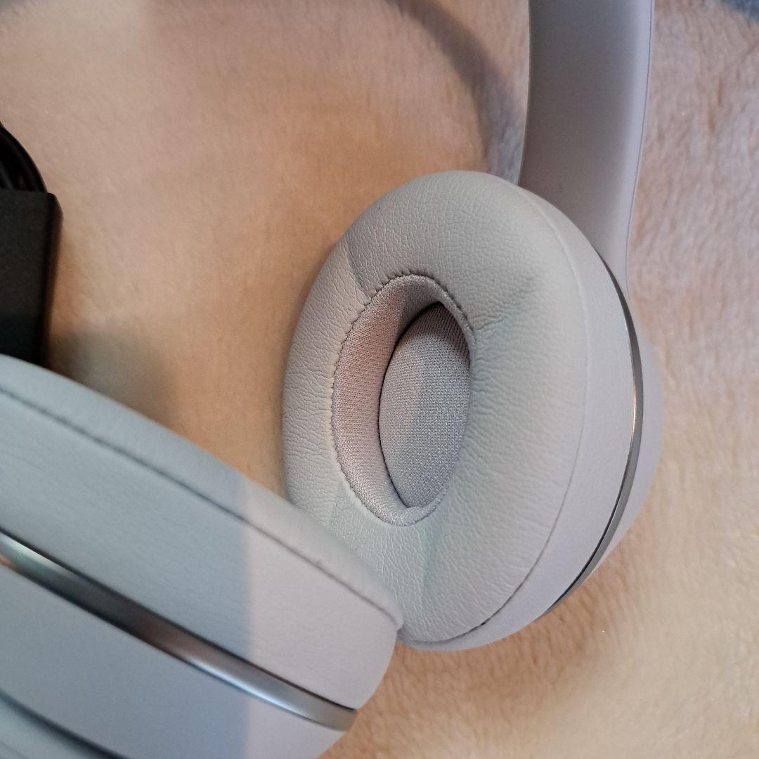 Beats solo3 wireless ホワイト