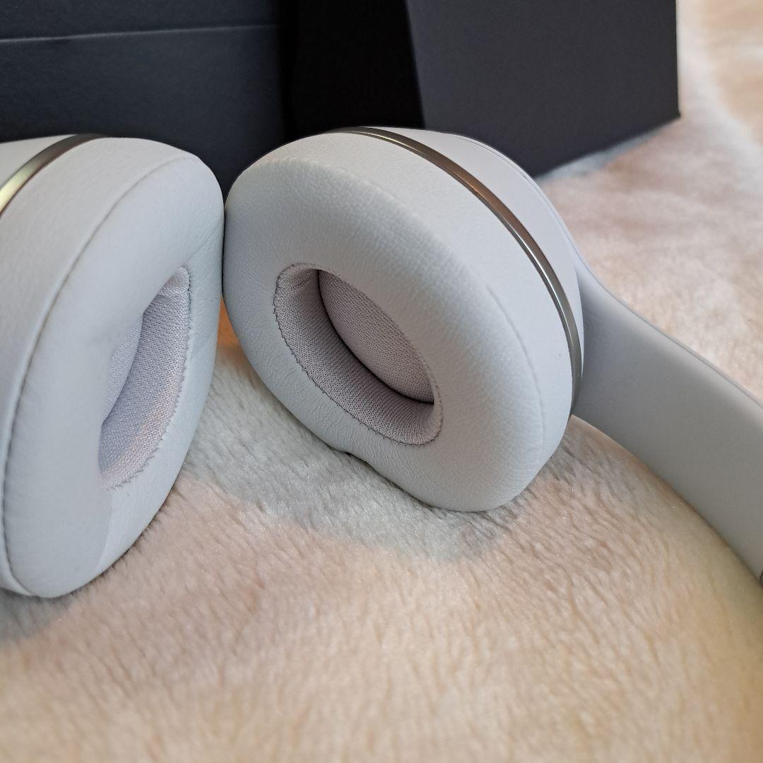 Beats solo3 wireless ホワイト