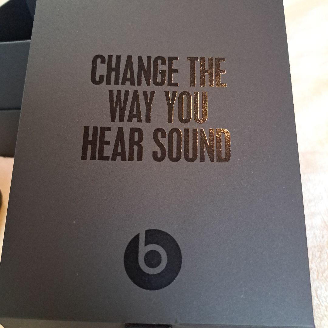 Beats solo3 wireless ホワイト