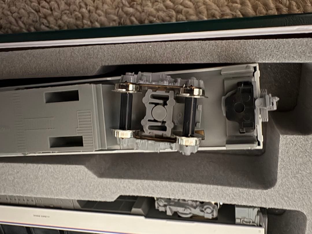 KATO JR683系2000番台「しらさぎ」 5両基本＋3両増結フルセット