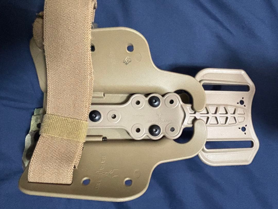 サファリランドグロック19　マルチカム ホルスター