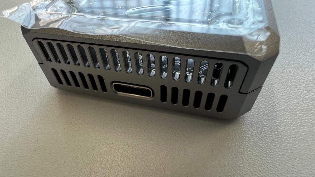 ORICO M.2 SSD 外付けケース【USB4 40Gbps超高速】工具不要