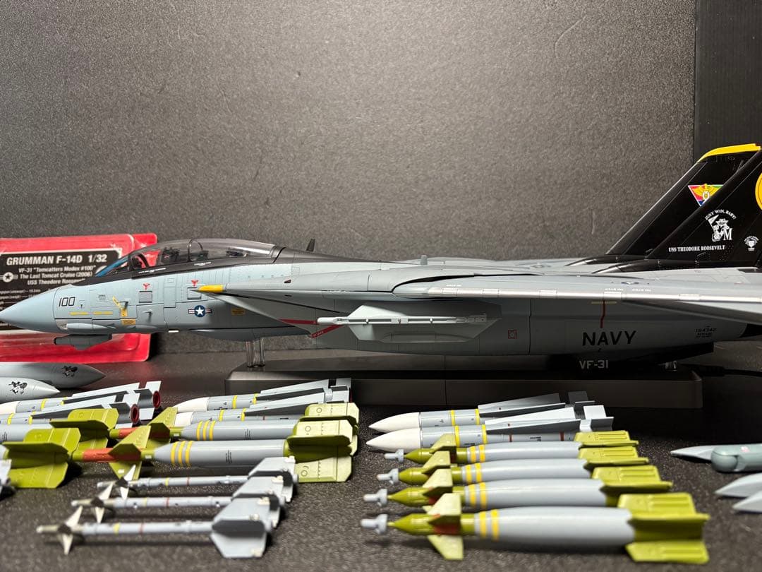 【動作確認済】アシェット 1/32 F-14D トムキャット1〜100号 完成品