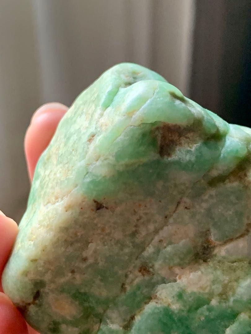 金山谷　極上ろうかん糸魚川翡翠　原石　糸魚川ひすい　コン沢　国産鉱物　水石　根付