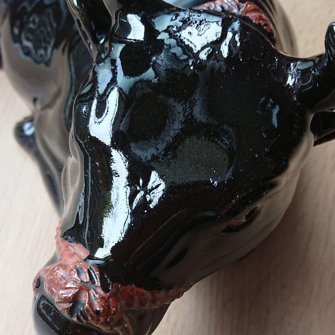 ★カッコいい黒い牛