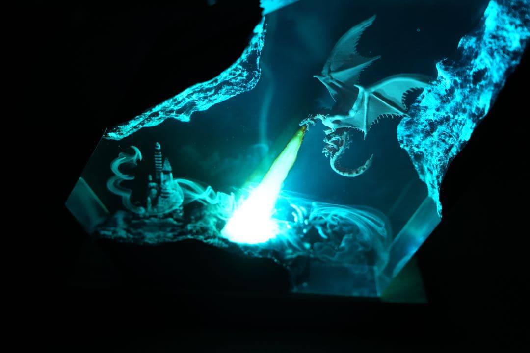 【迫力満点】ドラゴンの息吹 炎の城 レジンランプ 中世ファンタジー 騎士 冒険