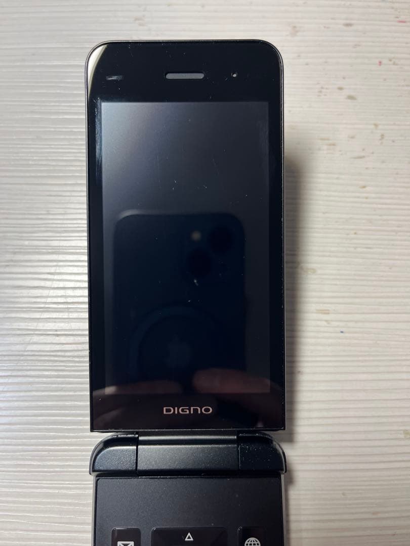 DIGNOケータイ4 202KC SIMフリー仕様