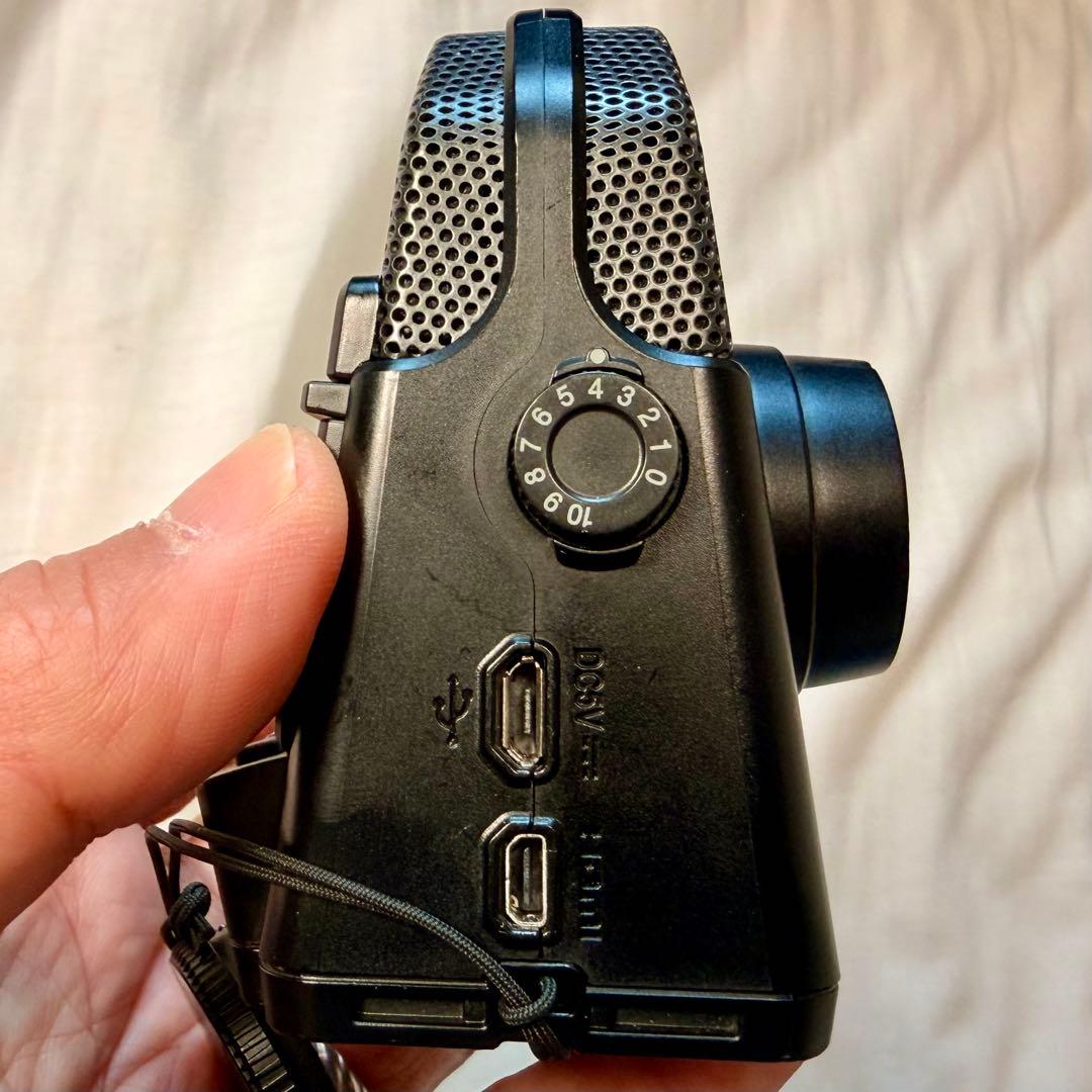 ZOOM Q2n-4K ビデオレコーダー