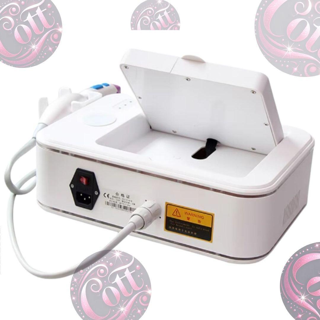 【大人気・美品】RF美顔器　まぶたもOK！たるみ・しわ・目元・ニキビ跡にも◎