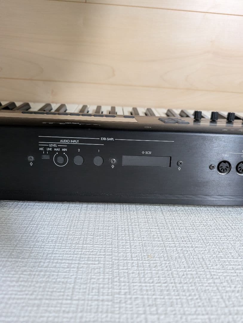 【動作確認済】コルグ　KORG TR76 シンセサイザー