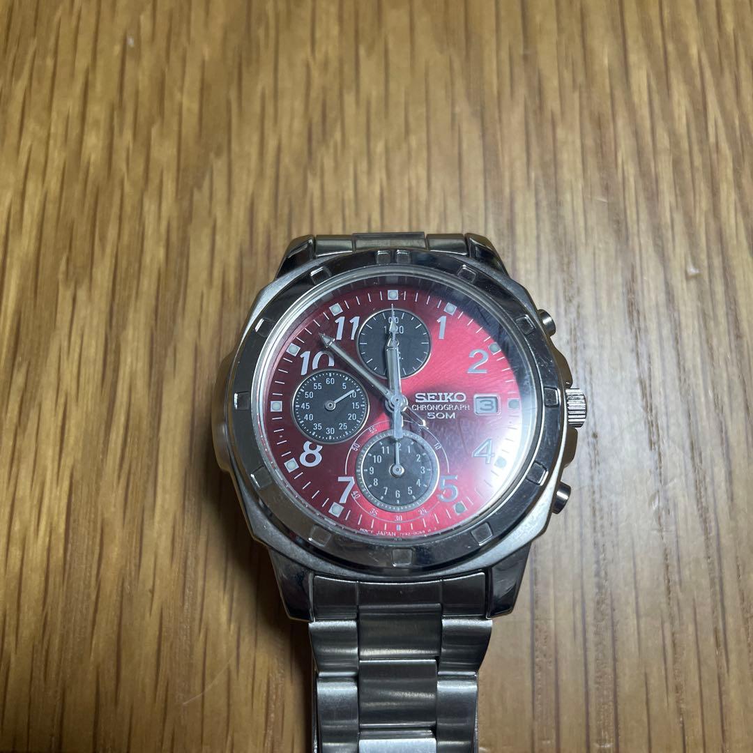 SEIKO クォーツ クロノグラフ 腕時計 レッド