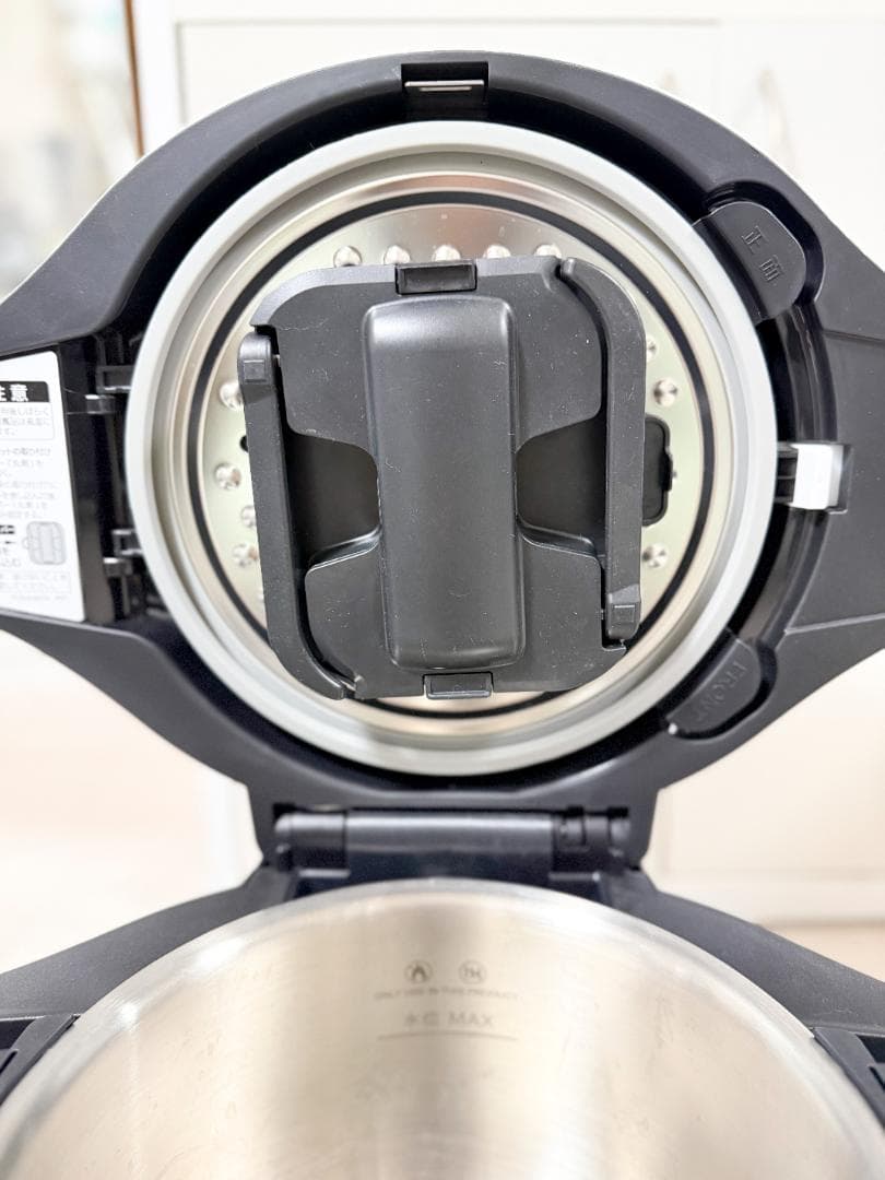 【美品】ヘルシオ ホットクック KN-HW24E-W 2.4L 【箱/取説有】