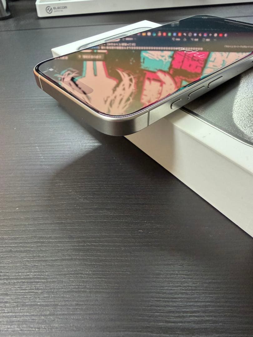 【美品】iPhone 15 Pro 128Gホワイトチタニウム