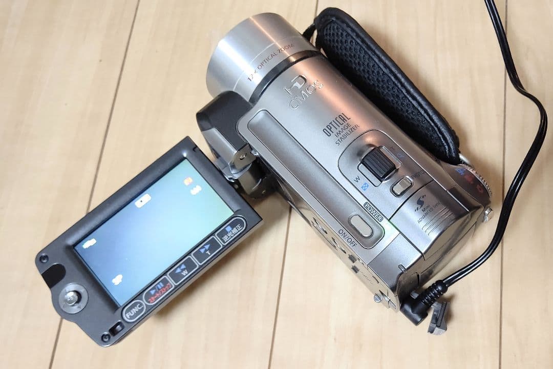 キヤノン HDビデオカメラ iVIS HF100