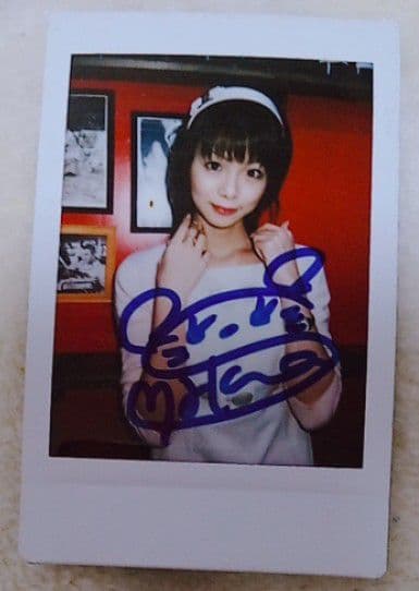 水谷さくら　サイン　チェキ　その2　非売品　特典　レア　希少品　レースクイーン