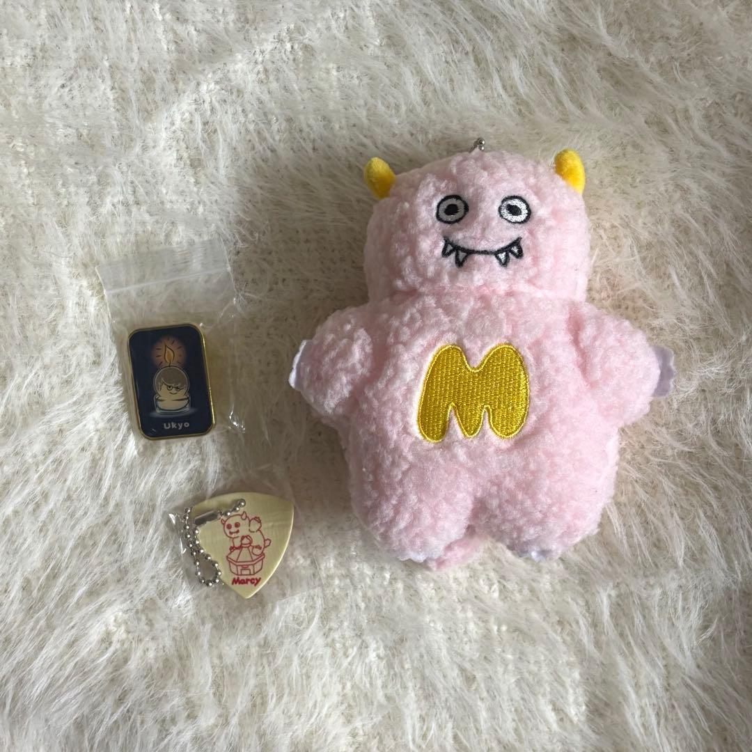 マルシィ　心の奥に潜む怪獣　ピンバッチ　ピックキーホルダー