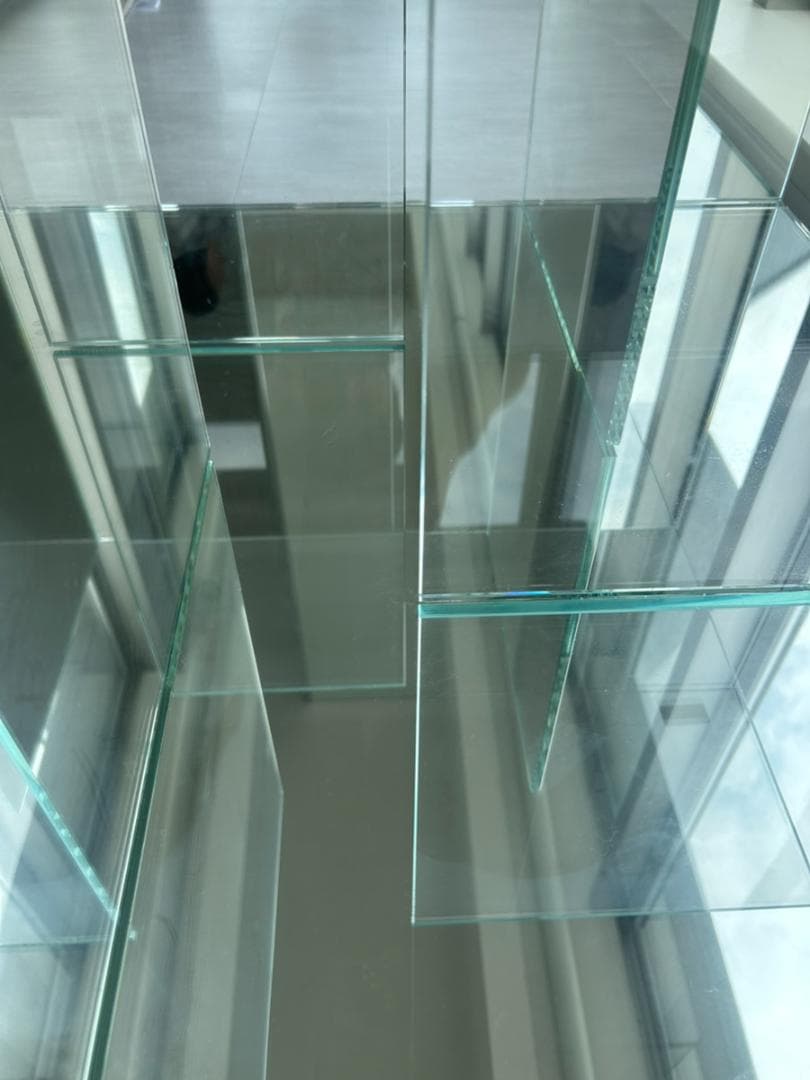 Natuzzi ナツッジ イタリア ガラステーブル サイドテーブル ラビリント