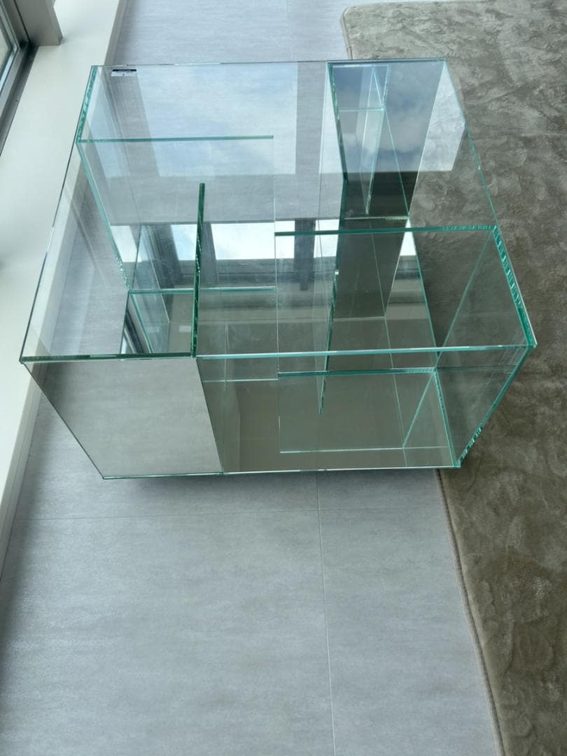 Natuzzi ナツッジ イタリア ガラステーブル サイドテーブル ラビリント