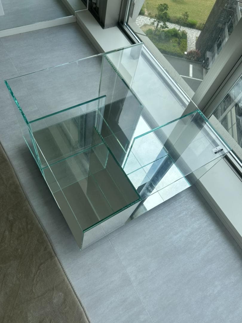 Natuzzi ナツッジ イタリア ガラステーブル サイドテーブル ラビリント