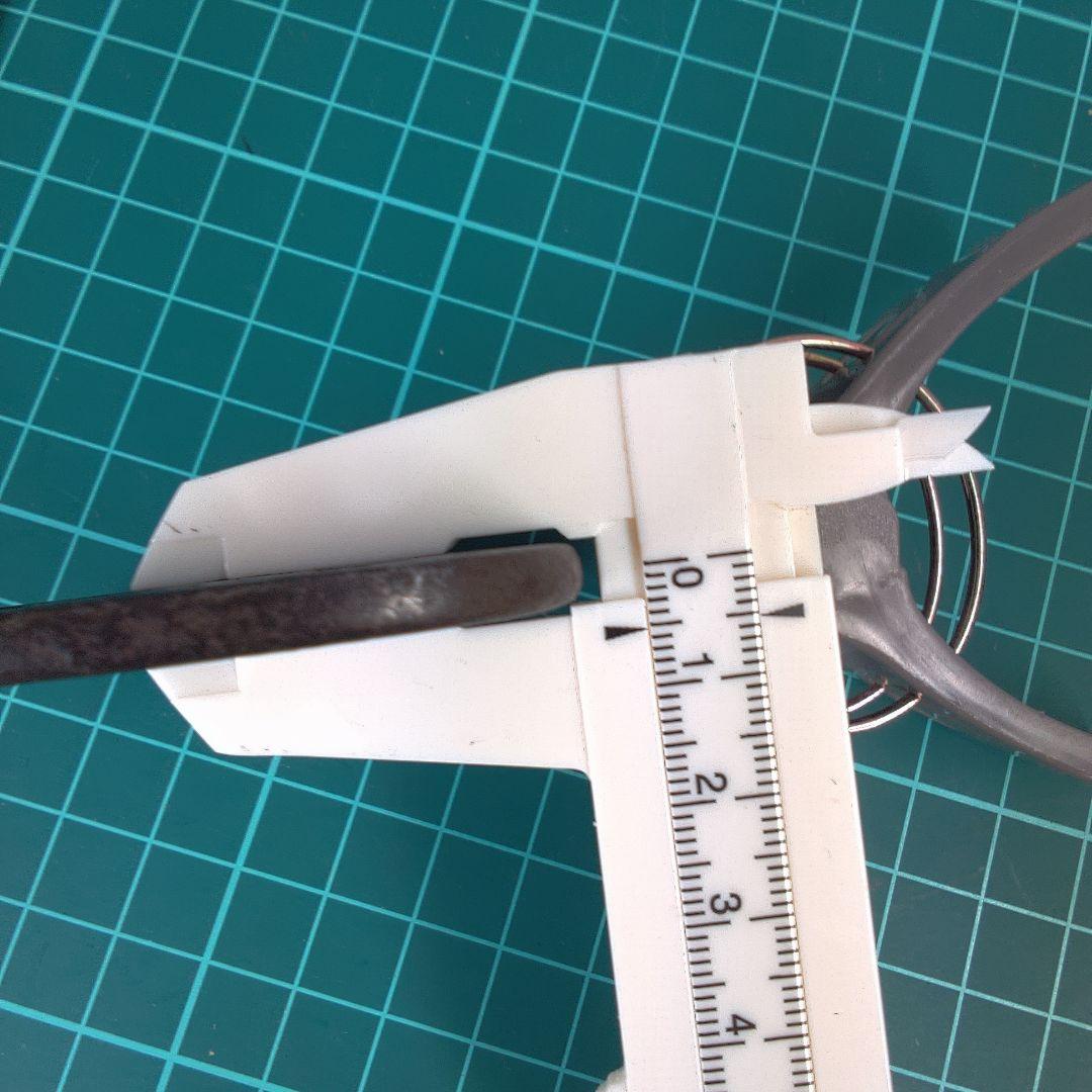 小物１ 鉄製 鍔(つば) 複雑な模様