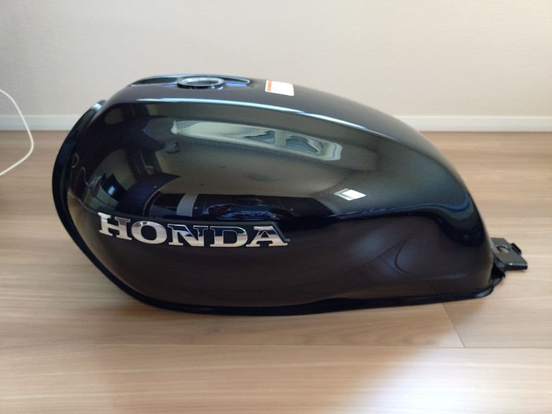 GB350S 純正タンク ブラックメタリック