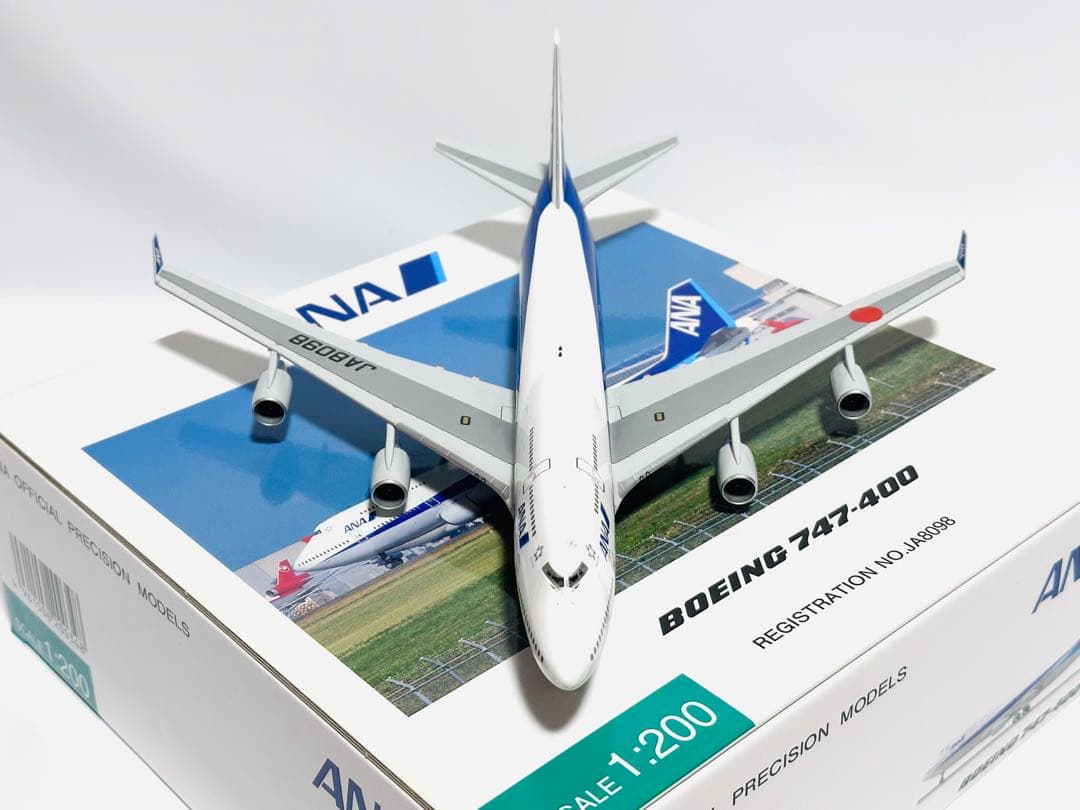 全日空商事 1/200 B747-400 ANA NH20034