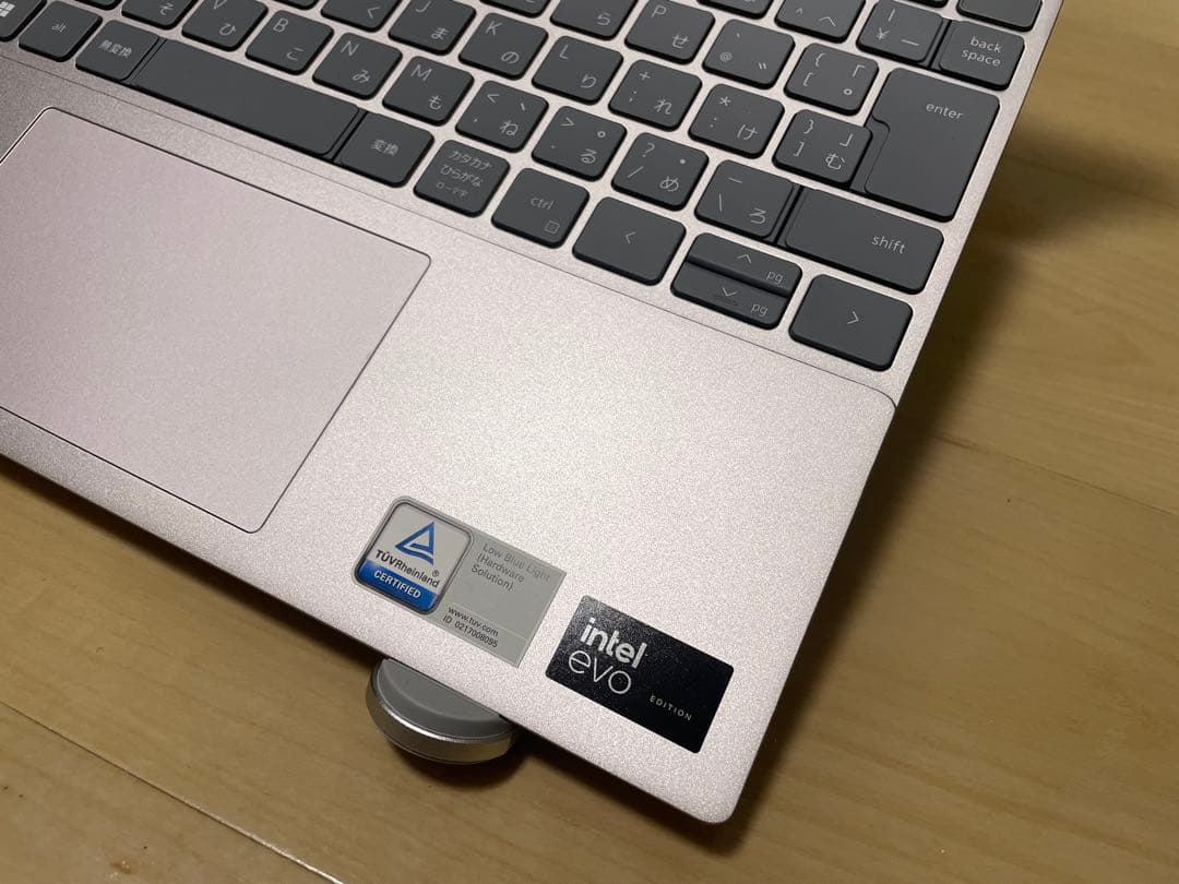 「美品」Dell Inspiron 13 Ultra7 16GB SSD 1TB