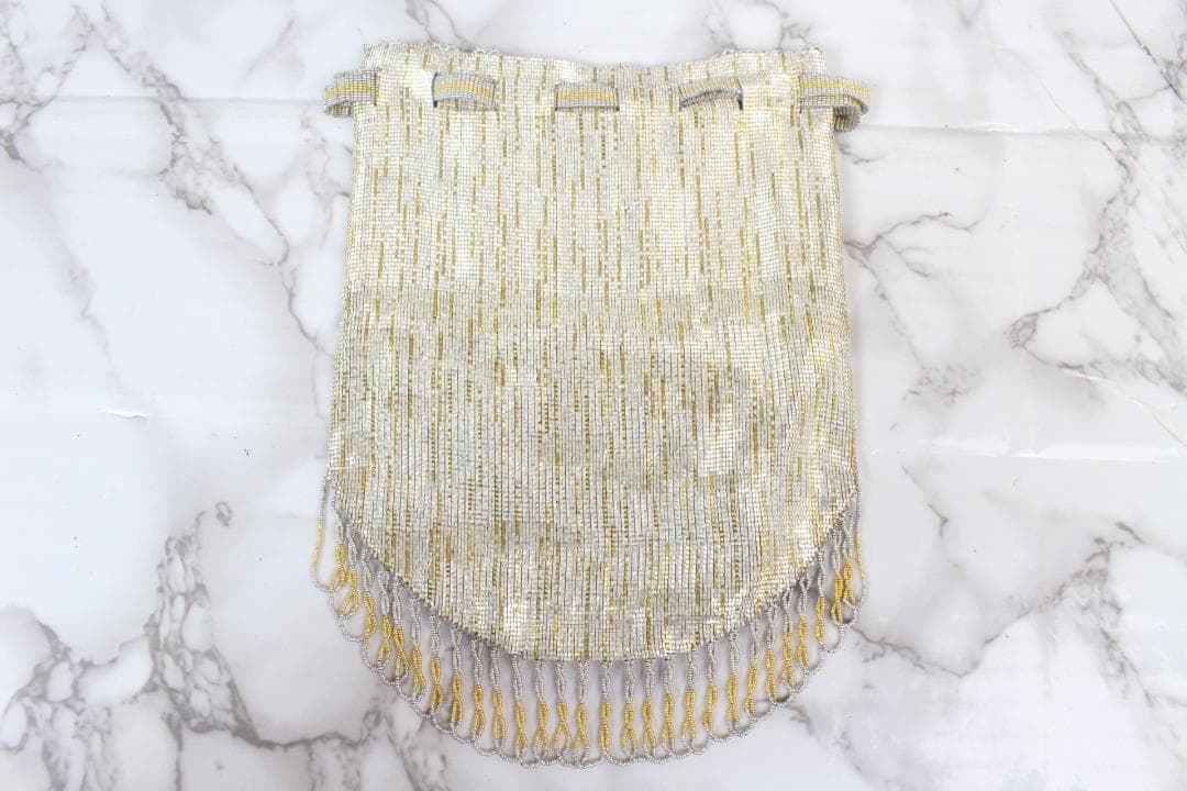 ♡Karat キャラット メタルビーズバック 巾着 ポーチ ゴールド系 ケース付