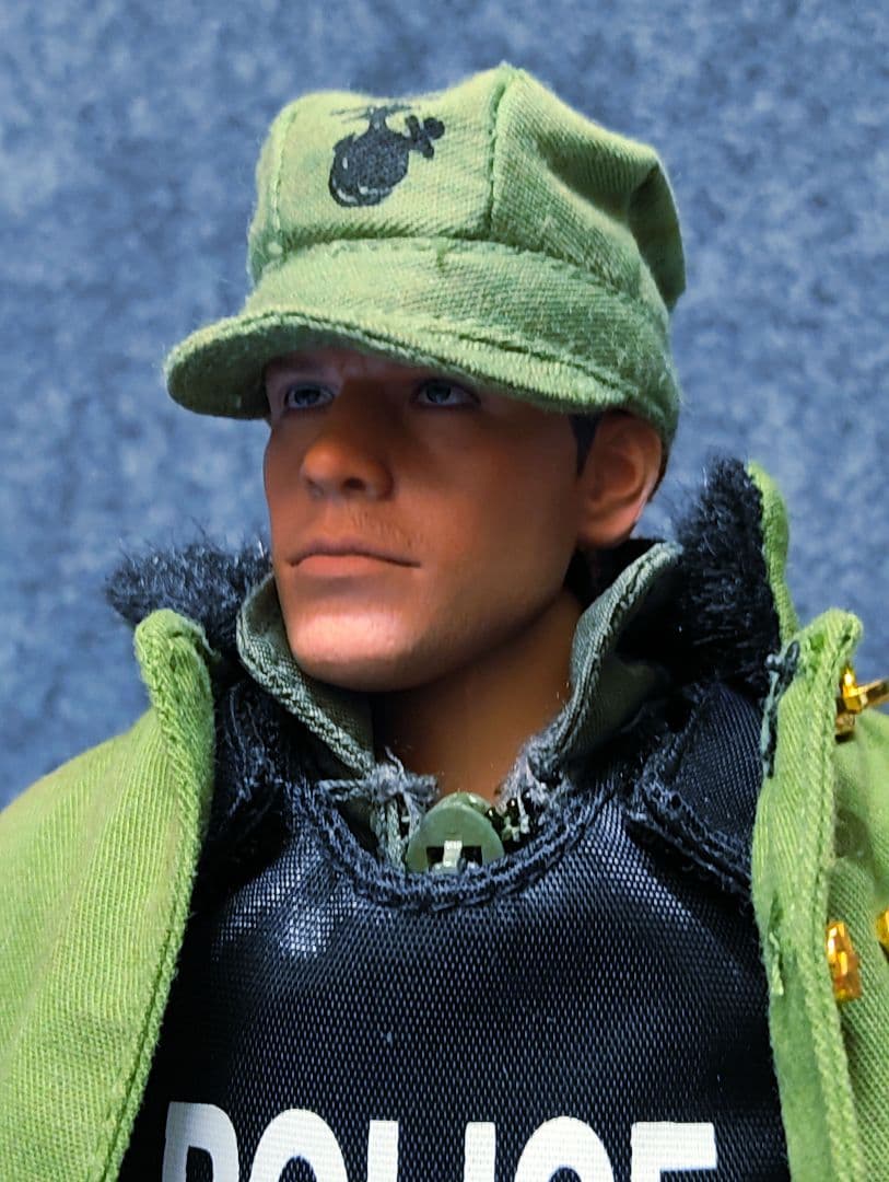 CAPCOM.バイオハザード①[クリス•レッドフィールド]1/6Size!