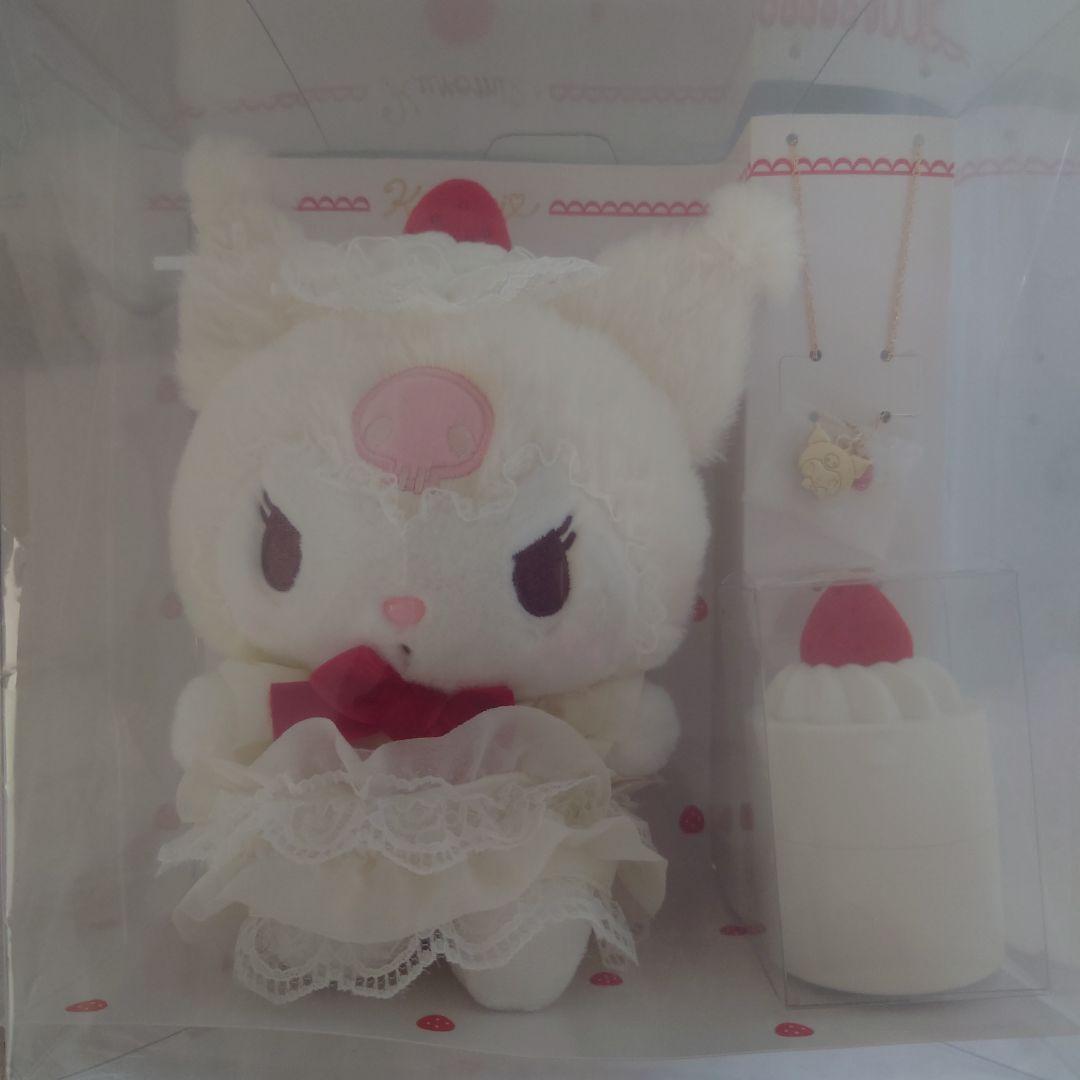 サンリオ　ぬいぐるみ＆ネックレス(ショートケーキ）クロミ