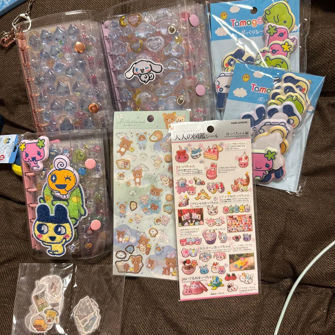 シール帳　完成品　３冊　たまごっち　サンリオ　しずくちゃん　たまごっちシール付き