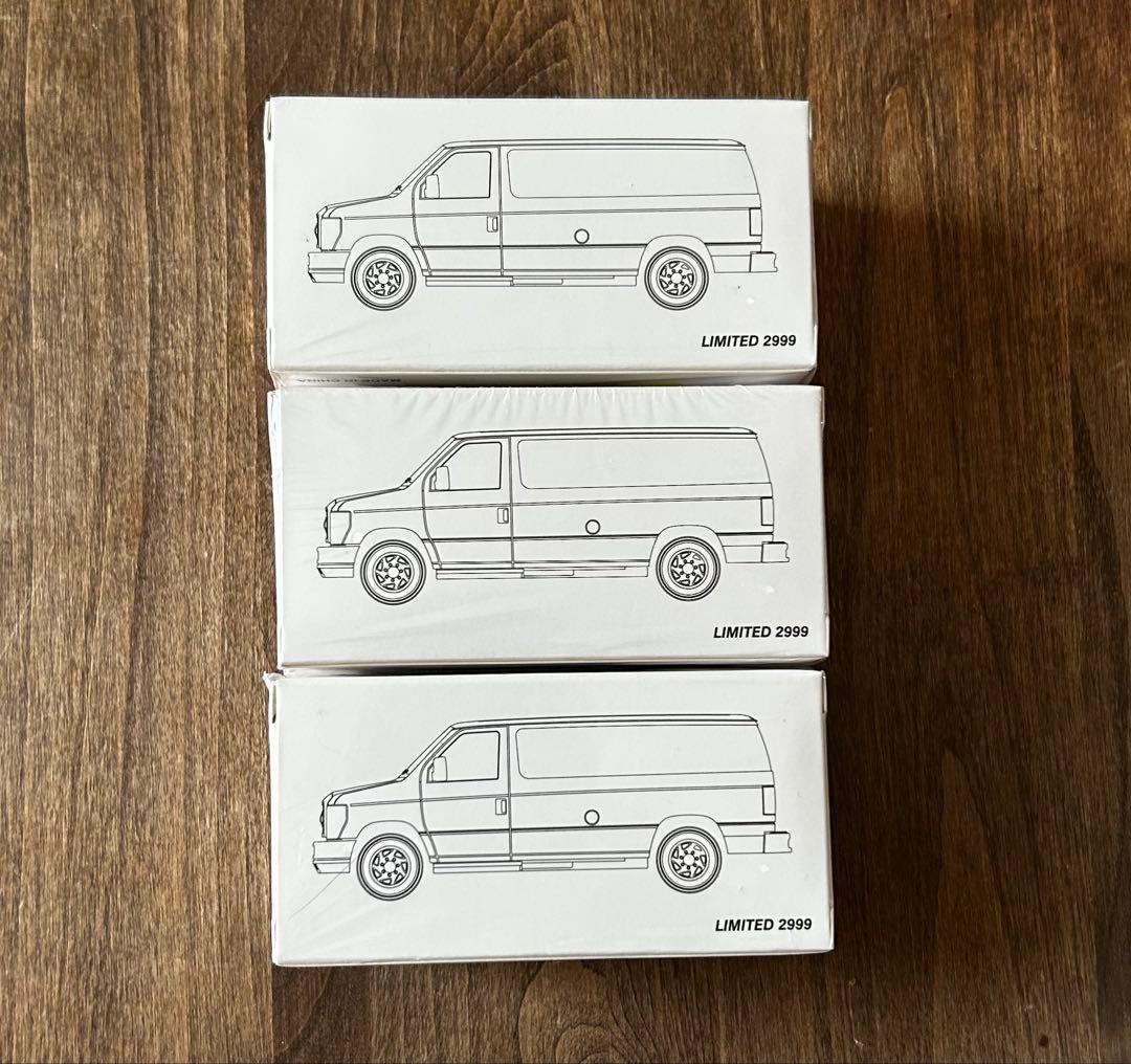 【新品】3台 596 1/64 フォード Eシリーズ E350 バン ブラック