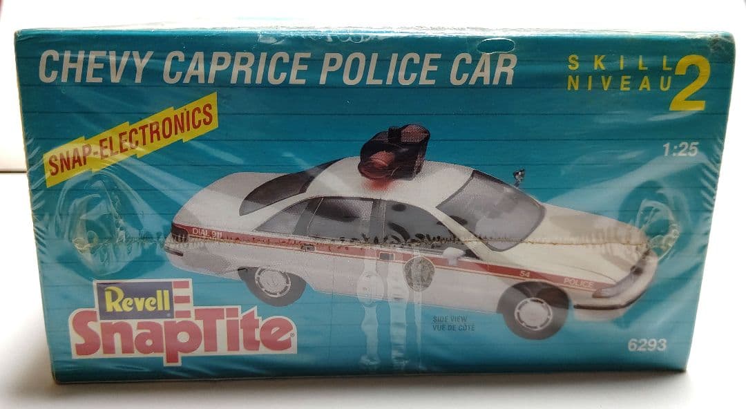 希少!！ 激レア!！未開封 Revell シボレー カプリス ポリス カー