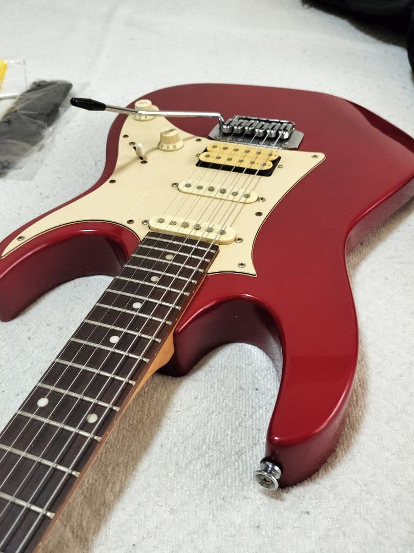 Ibanez ストラトタイプ 赤 レッド オマケ多数ケース付き 初心者最適