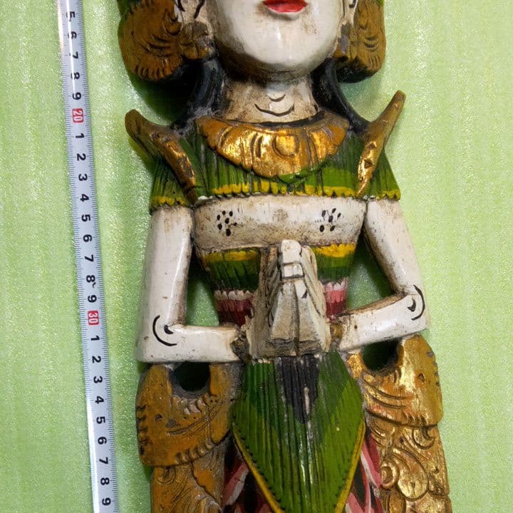 民族像　 壁掛け　オブジェ　木製　木彫り　雑貨　インテリア　エスニック　魔除け