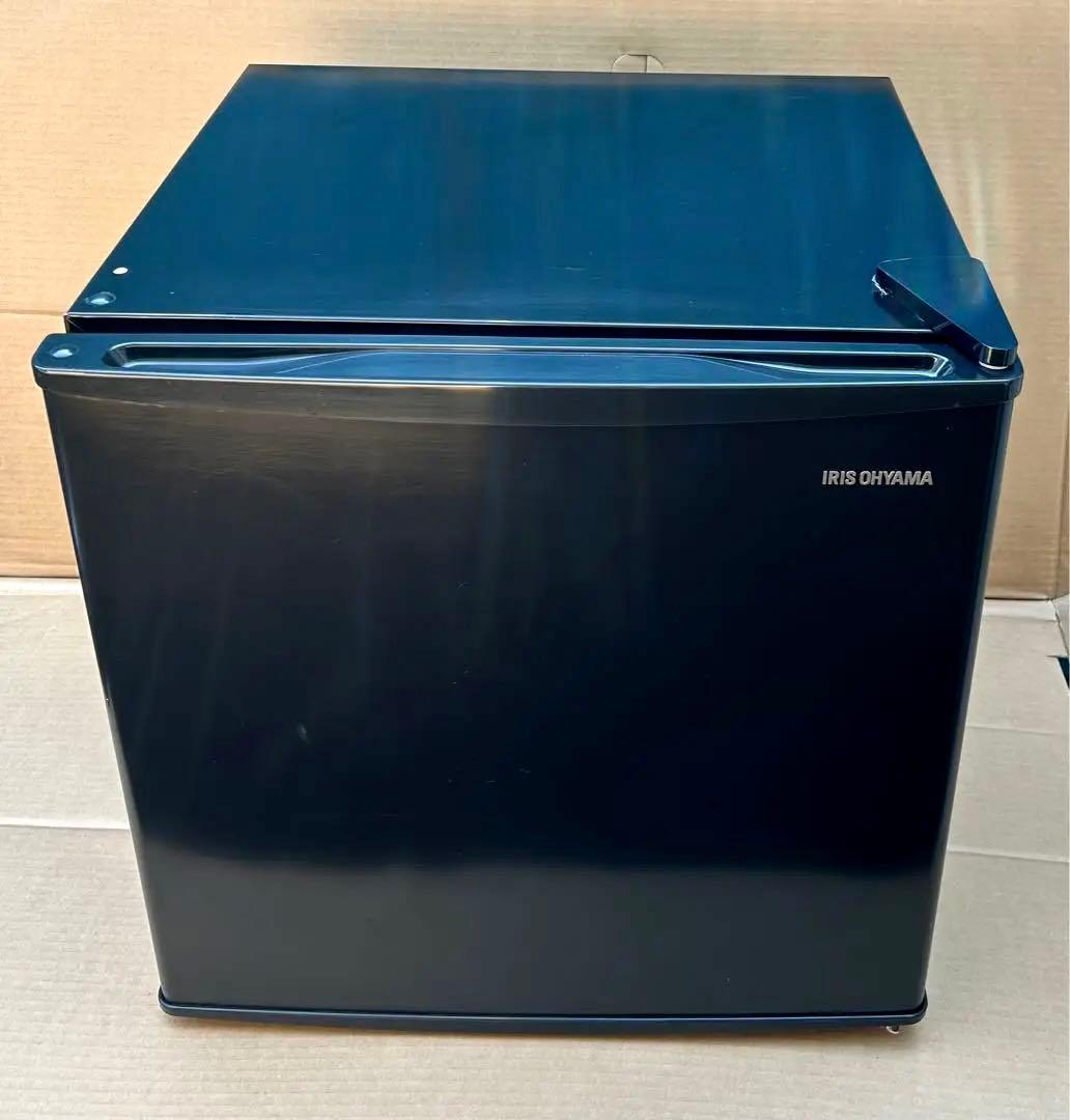 アイリスオーヤマ 小型1ドア冷蔵庫 45L ブラック IRSD-5A-B