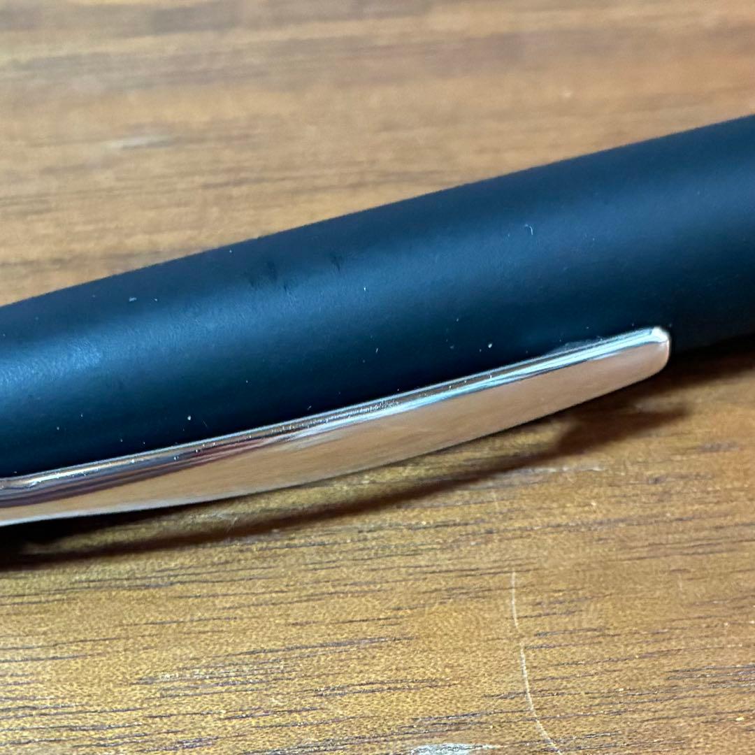 ほぼ日のキャップレス万年筆 MOTHER