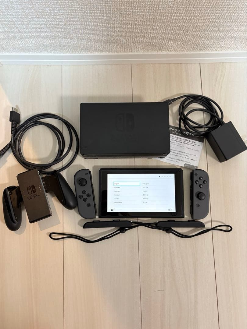 【特典あり】Nintendo Switch 本体 グレー Joy-Con付き